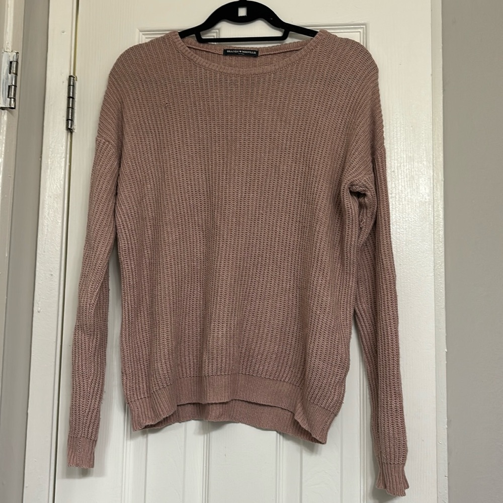 Brandy Melville sweater